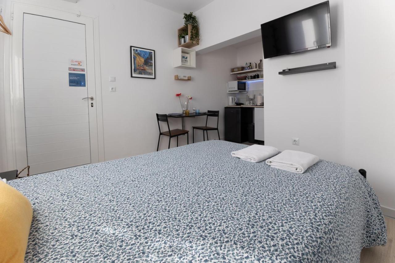 Cozy Studio, Near Airport & Sea Apartment Porto Rafti Exterior photo